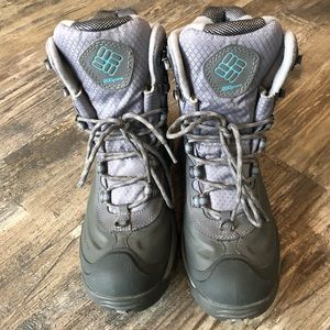 Columbia insulated snow boot
